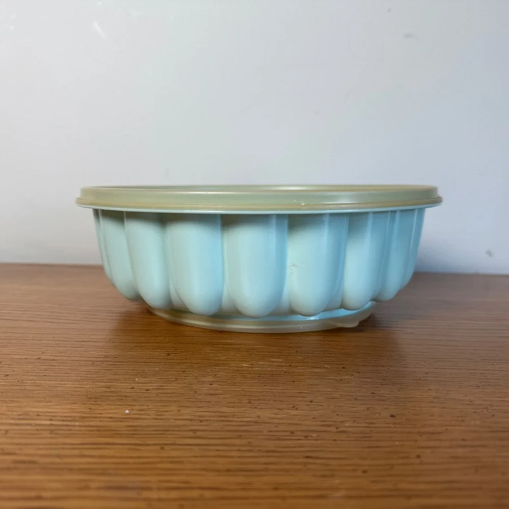 Vintage Tupperware Jel-Ring‎ Jello Mold 621 Mint Green 3 Piece Set Made in USA